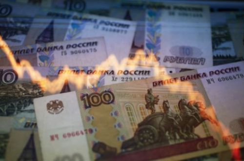 Рецепт от Кремля: россиян призвали не думать о курсе рубля