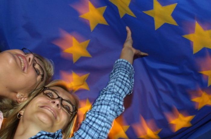 Ассоциация между государством Украина и ЕС откладывается до 15 марта