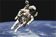 http://www.from-ua.com/images/articles/c235113-astronaut.jpg